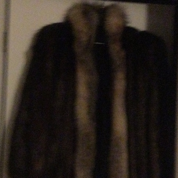 Beaver and Fox, full length Fur Coat - Picture 2 of 3
